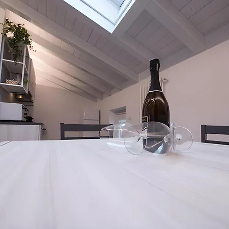 Apartament Glicine Costermano