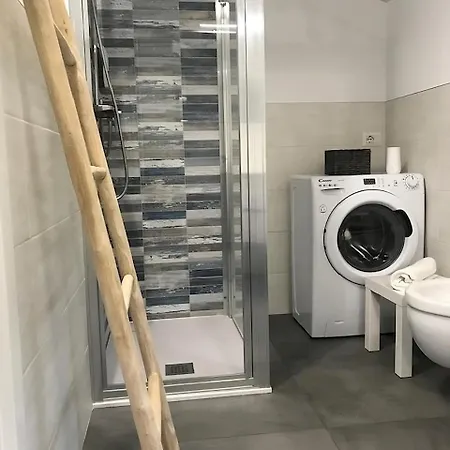 Apartment Glicine *